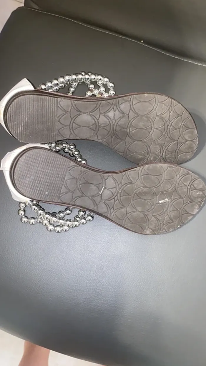 superbe paire de tong chaussure ouverte perles 37 neuve - photo numéro 5