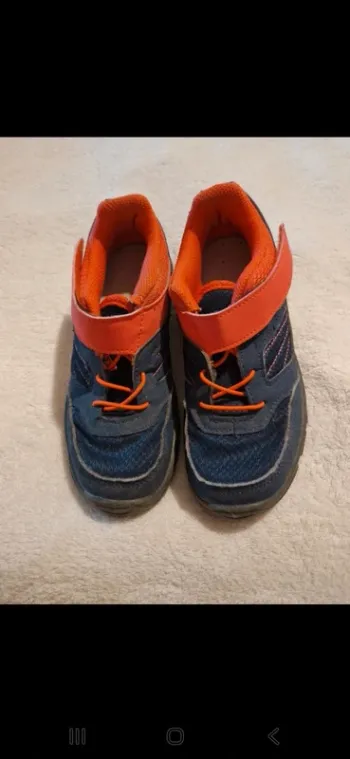 Baskets / chaussures de marche Quechua