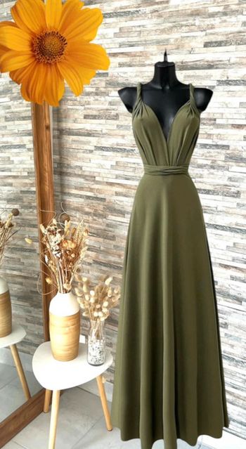 Magnifique robe longue kaki positions variées 🌺