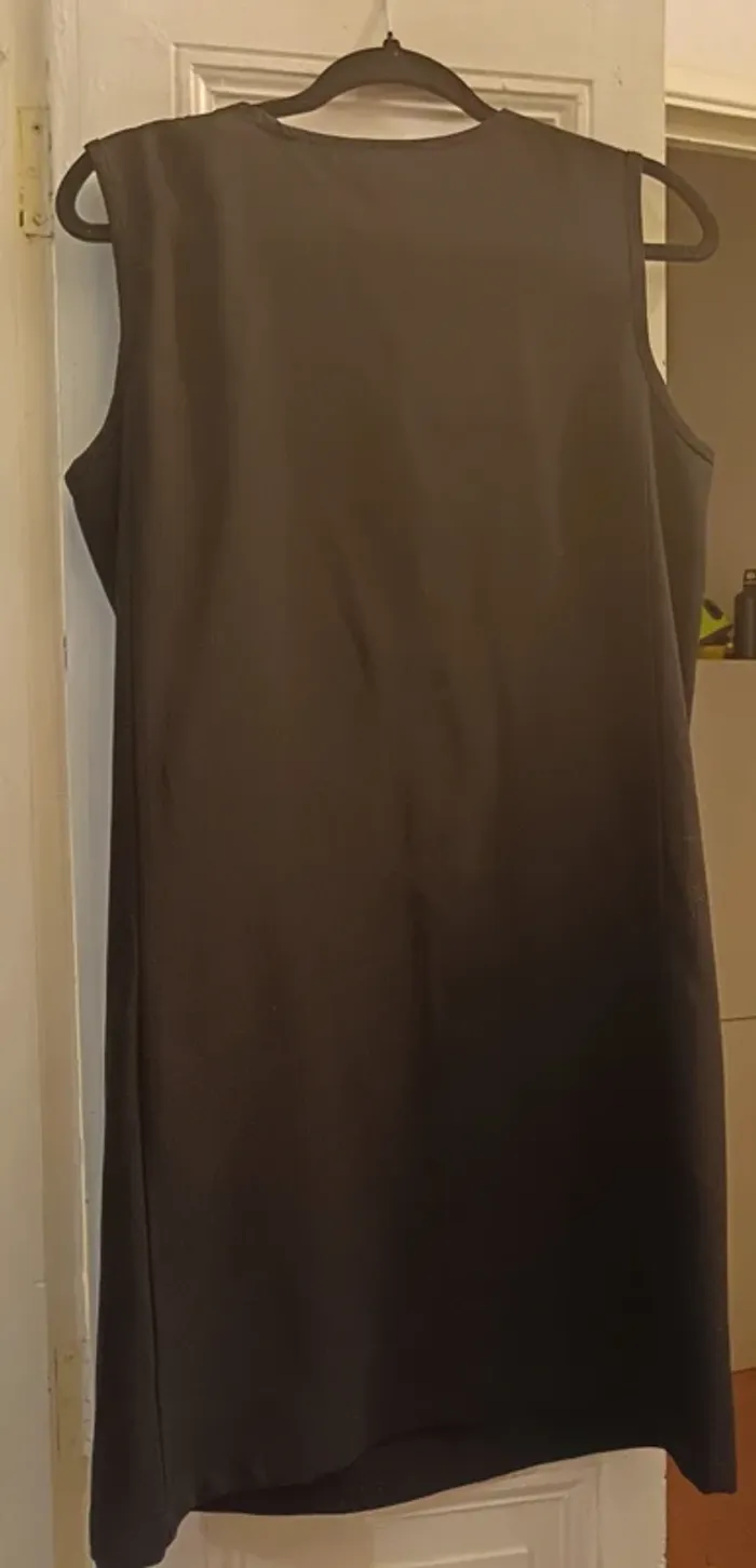 Robe courte - photo numéro 3