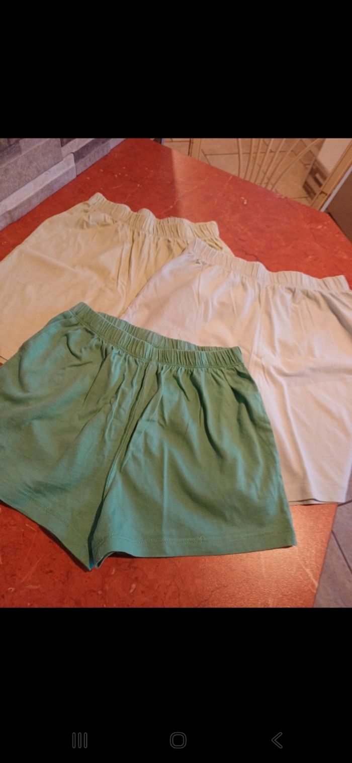 Lot de 3 shorts garçon taille 10 ans
