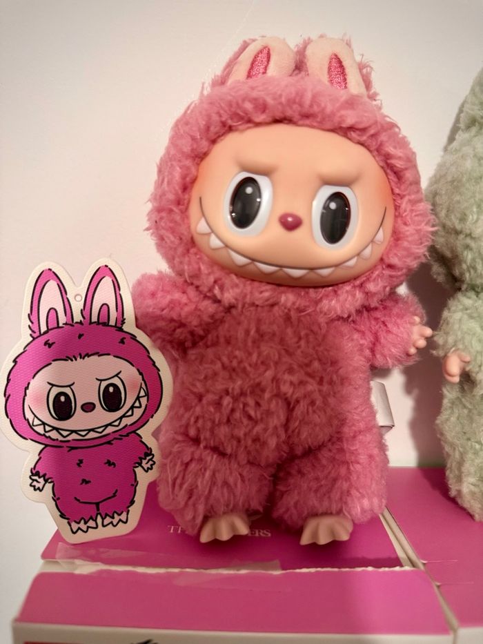 Lot 2 :  Labubu – The Monsters Exciting Macaron Series V1 (Lychee Berry & Green Grape) - photo numéro 5