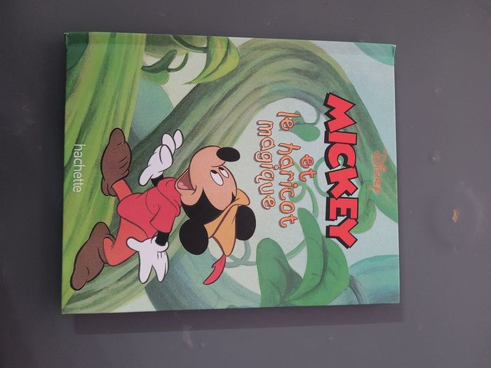 Lot de 4 livres disney mickey