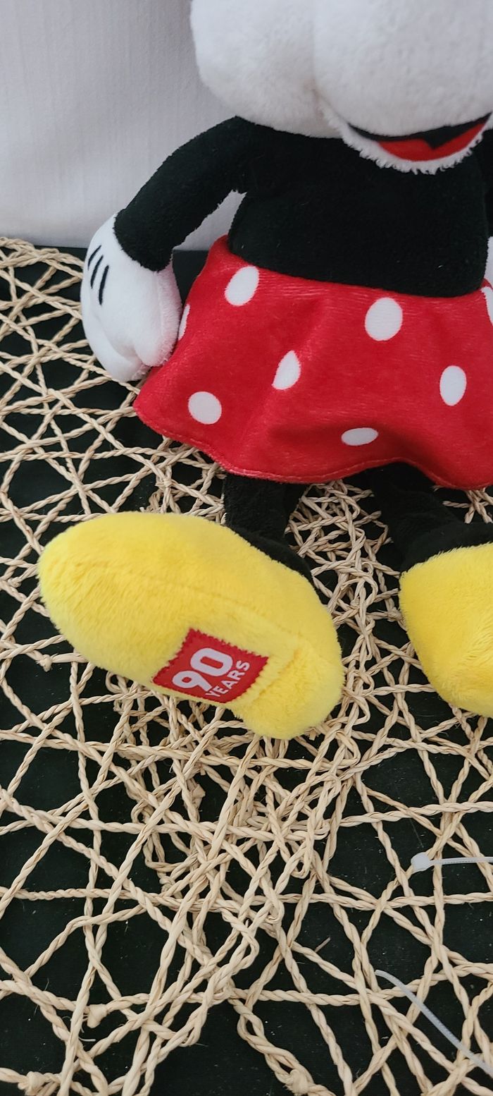 peluche souple disney minnie mouse 90 ans - photo numéro 2