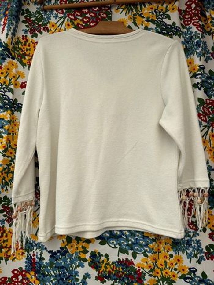 Pull crème avec perles en bois - photo numéro 4
