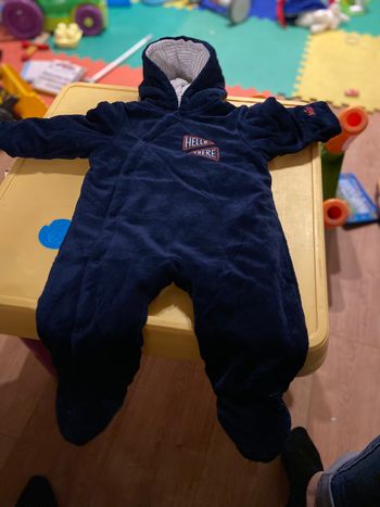 Combinaison taille 3-6 mois