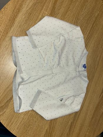 Gilet fille en excellent état taille 18 mois