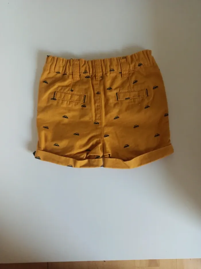 Short 6 mois - photo numéro 3