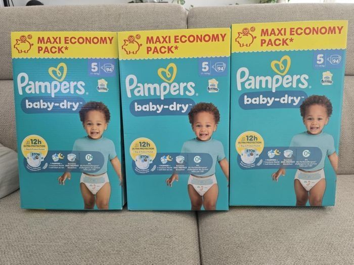 Lot de 3 Cartons Pampers Maxi Economy Pack  taille 2/3/4/4+/5/6/7/8 - photo numéro 6