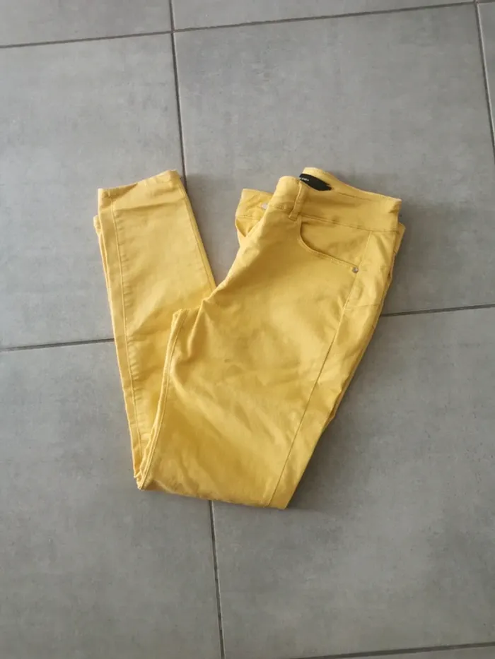 Pantalon jaune 7/8
