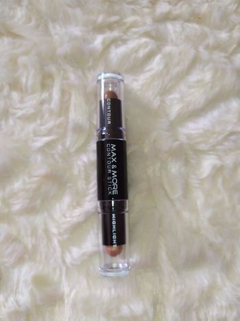 Max & More Contour Stick