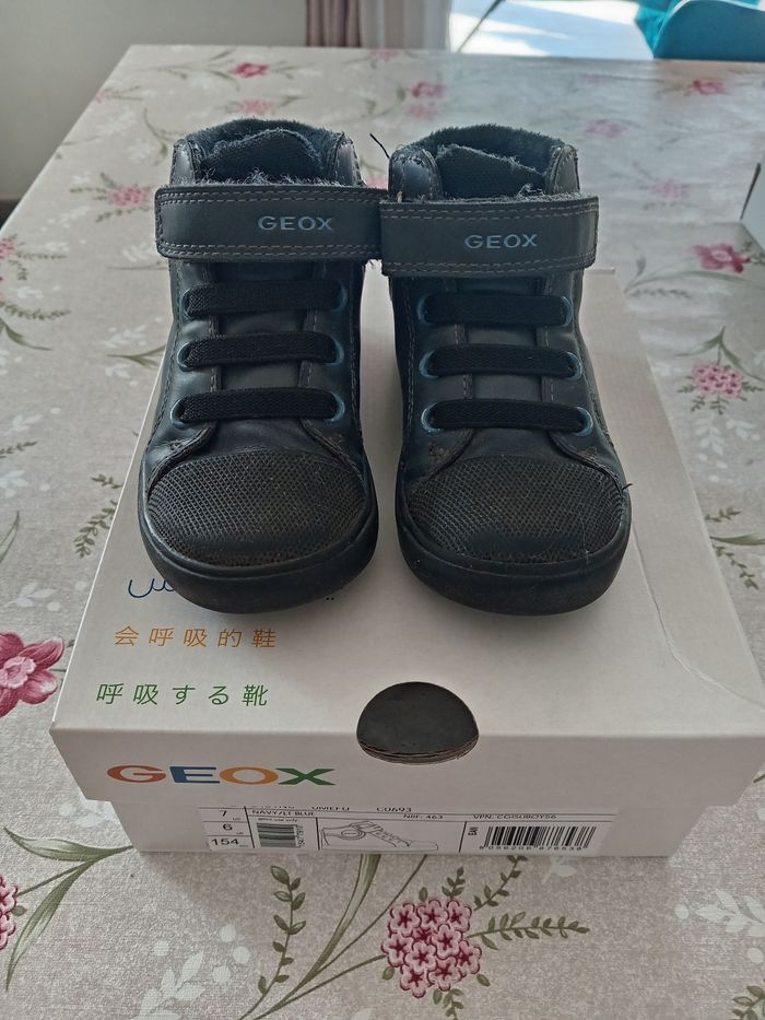 Basket sneaker bottines montante
 geox
 garçon
Pointure 23 - photo numéro 2