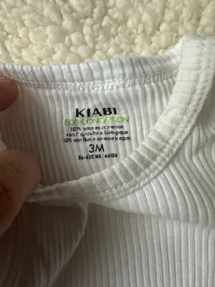 Bodies - photo numéro 2