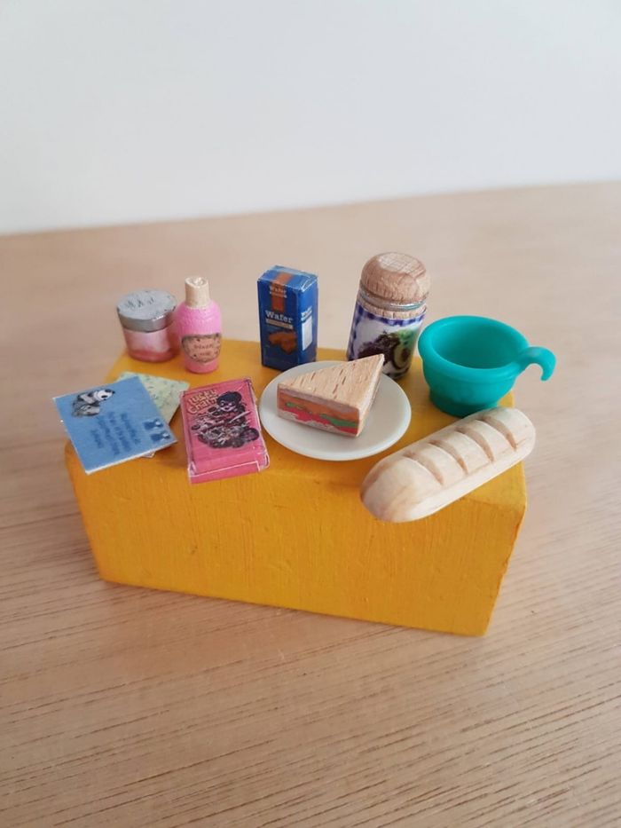 Sylvanian families canapé, fauteuils et accessoires pour maison de poupées - photo numéro 3