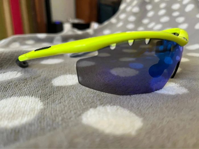 Lunette de soleil Catlike idéal courses, vélos, running - photo numéro 3