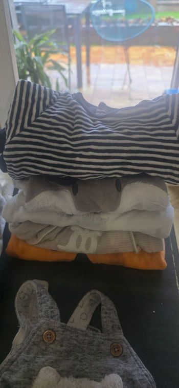 Lots vêtements bebe garcon 1 mois