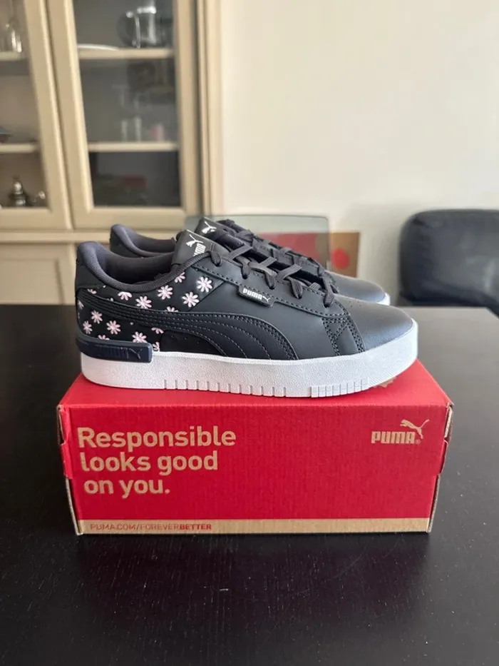 Baskets Puma Jada Summer PS – noires à fleurs – neuves T.35 - photo numéro 3