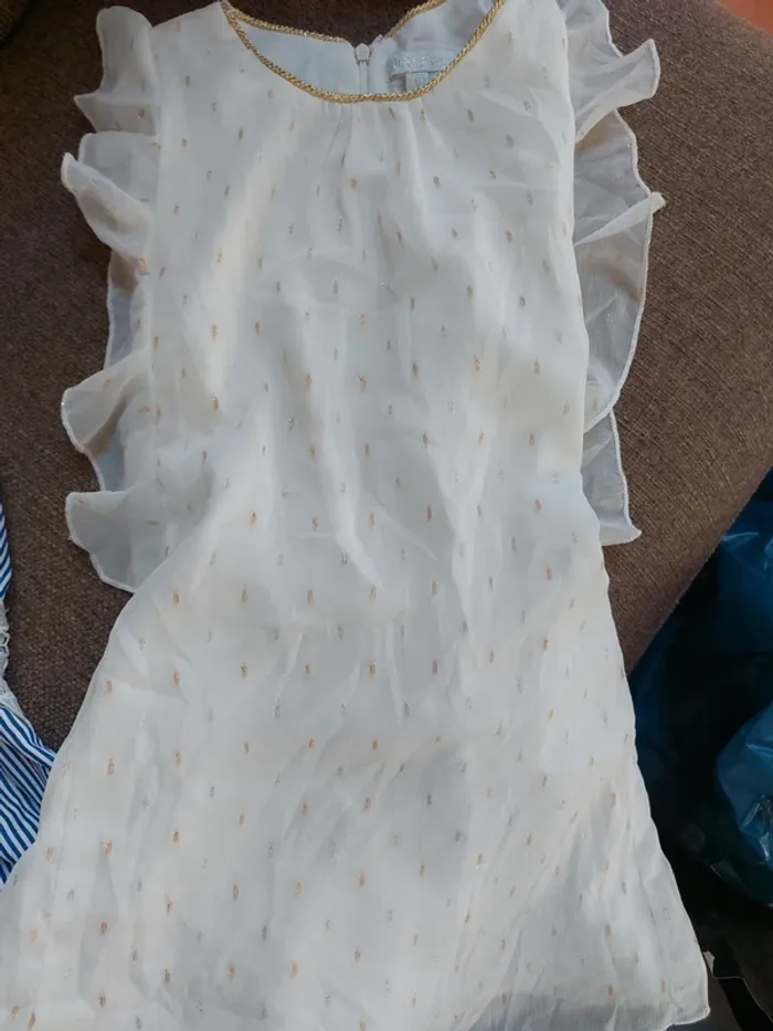 Lot 2 robes - photo numéro 2