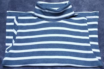 T-shirt / sous pull col montant