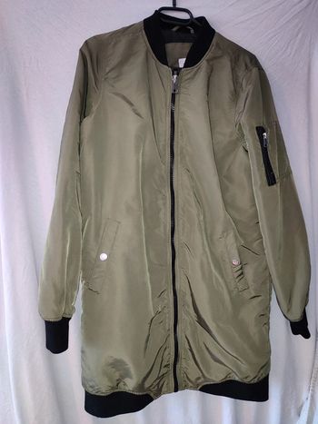 Doudoune veste style bomber vert olive