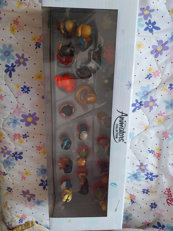 Méga coffret de figurines Animators 20 princesses et princes Disney mini animators - photo numéro 5