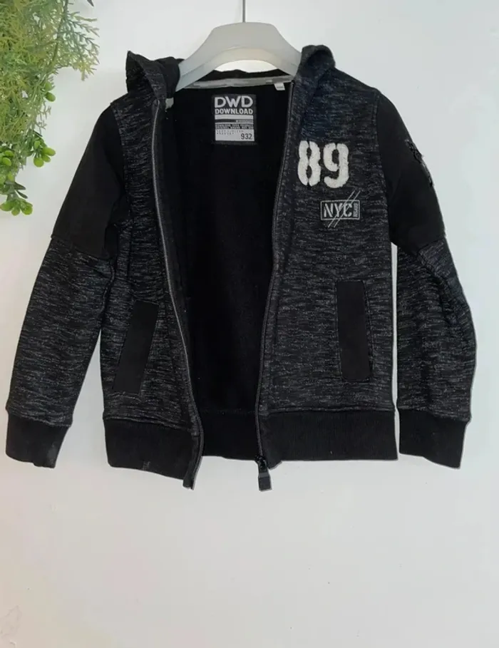 Gilet pour enfant à capuche - photo numéro 2