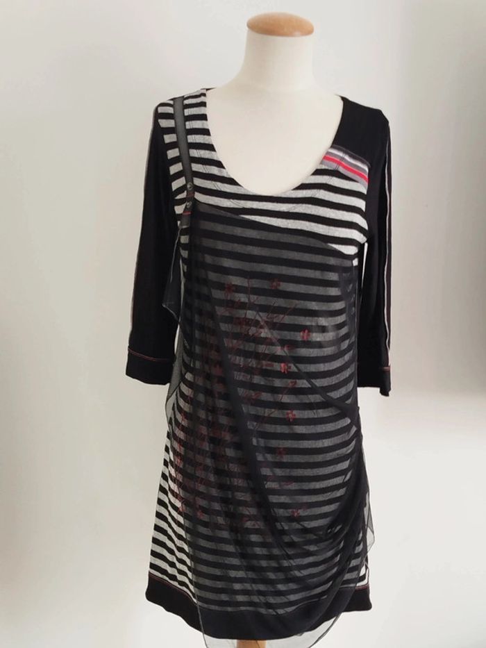 Robe noire imprimée avec voile manches 3/4 La mode est à vous taille 38 - photo numéro 2