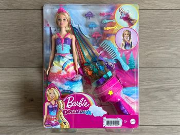 Barbie Dreamtopia arc en ciel Princesse Tresses Magiques Mattel 3+