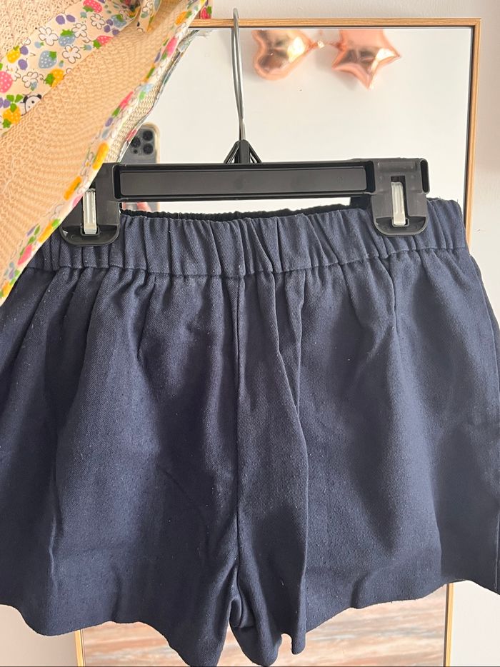 Taille 12 short okaidi bleu marine - photo numéro 2