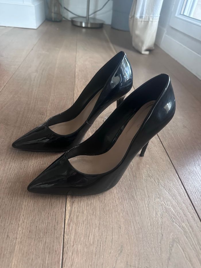 escarpins noirs vernis de la marque Aldo / 40 - photo numéro 5