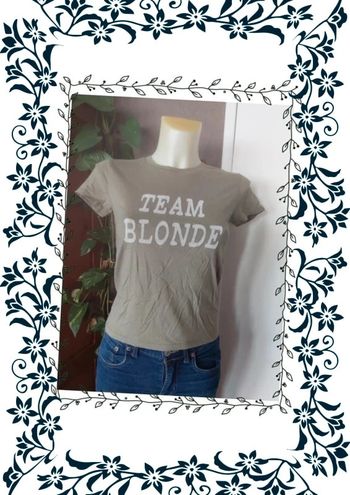 T-shirt taille S tape à l'œil