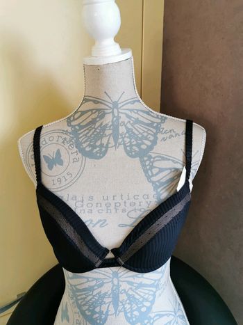 Soutien gorge Kookai 95 C neuf avec étiquette