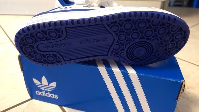 (Neuves non portées) 🥰🤩baskets adidas pointure 38 unisex - photo numéro 5