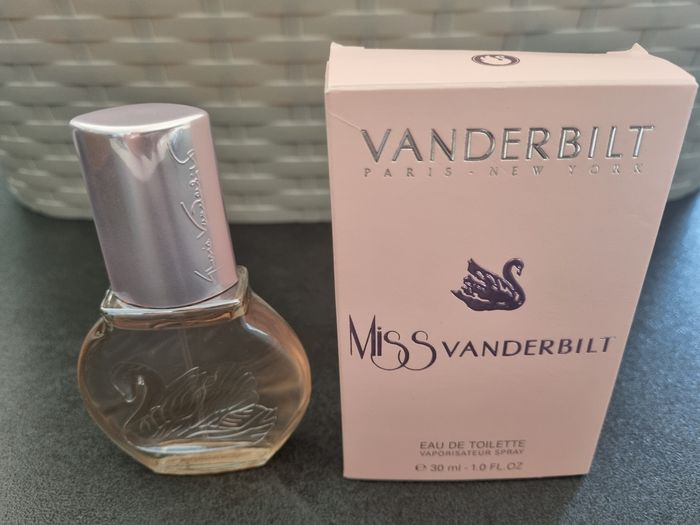 Eau de toilette Miss Vanderbilt