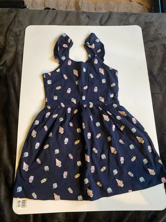 robe Kiabi, taille cinq ans pour enfants