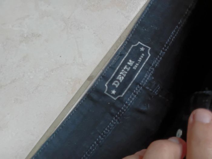 Jupe courte Taille 42 denim🌹 - photo numéro 2