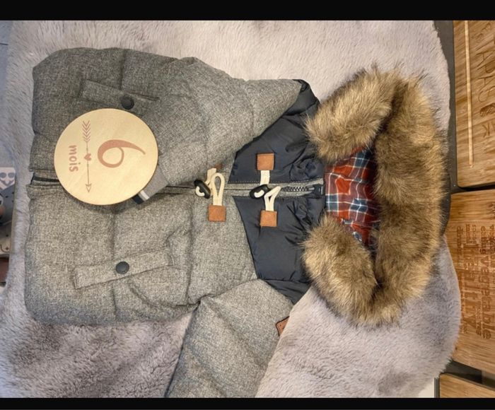 Doudoune neuve 6 mois