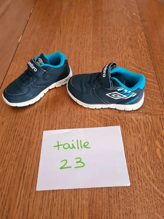 Baskets Bleu Umbro - photo numéro 2
