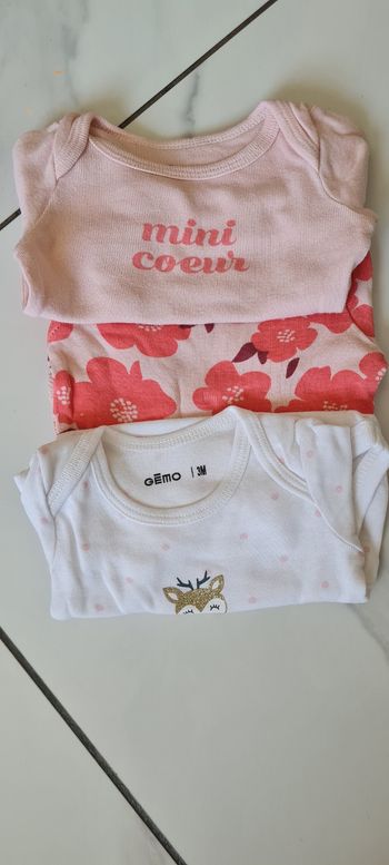 Bodis 3 mois bebe fille