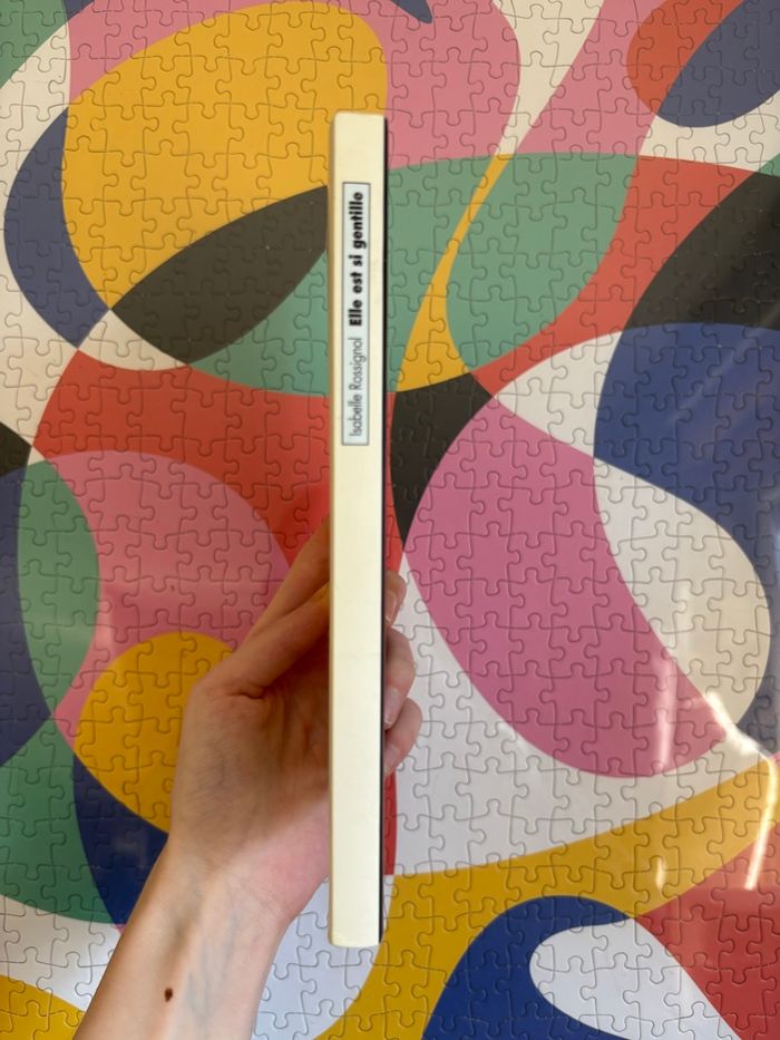 Livre poche, elle est si gentille - photo numéro 3
