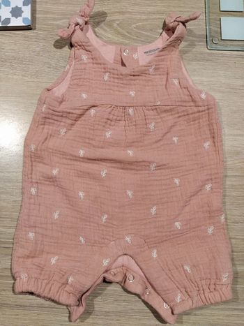 Combinaison rose 1 mois