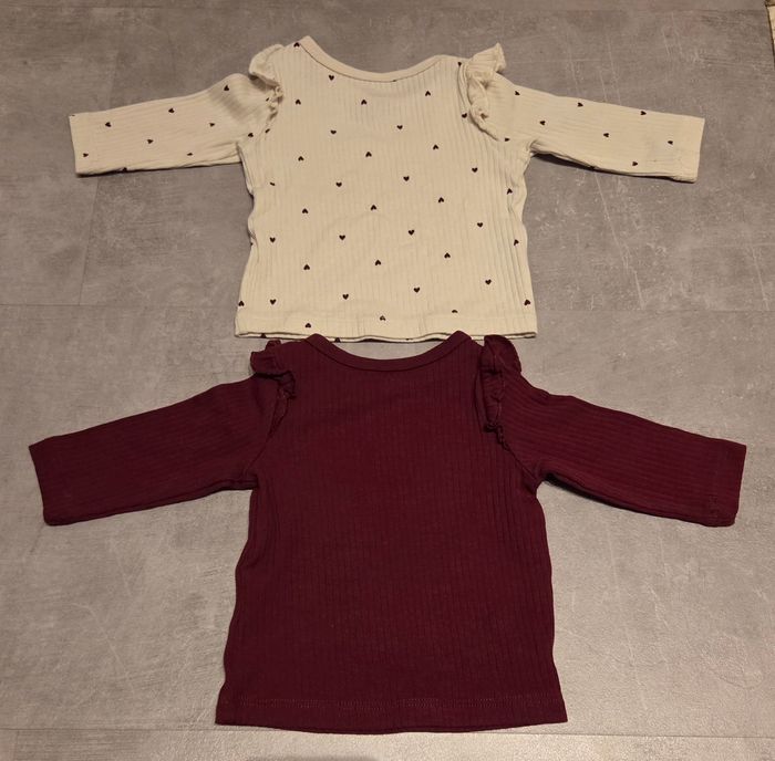 Lot de 2 t-shirt ML h&m 56cm - photo numéro 2