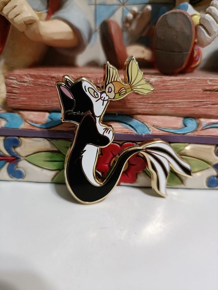 Pin's fantasy Disney figaro - photo numéro 2