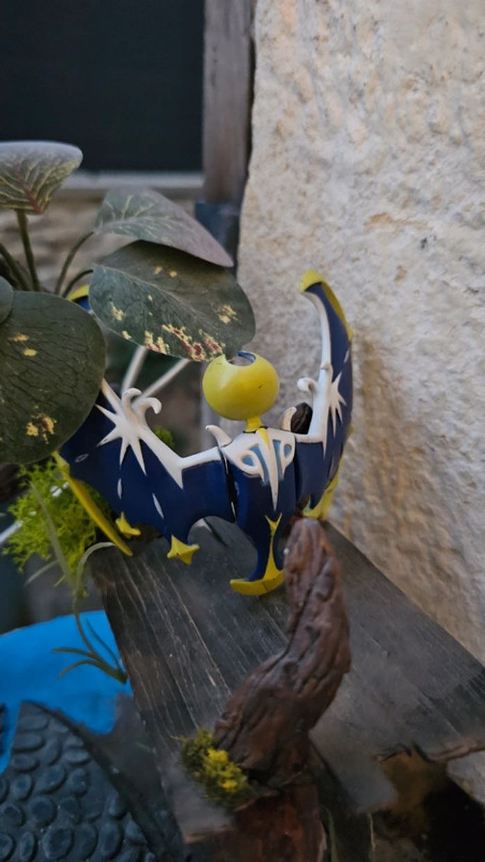 Super figurine Pokemon Nintendo lunala - photo numéro 5