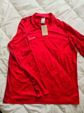 Haut Nike Dri-FIT rouge – XXL – neuf avec étiquette – sport training