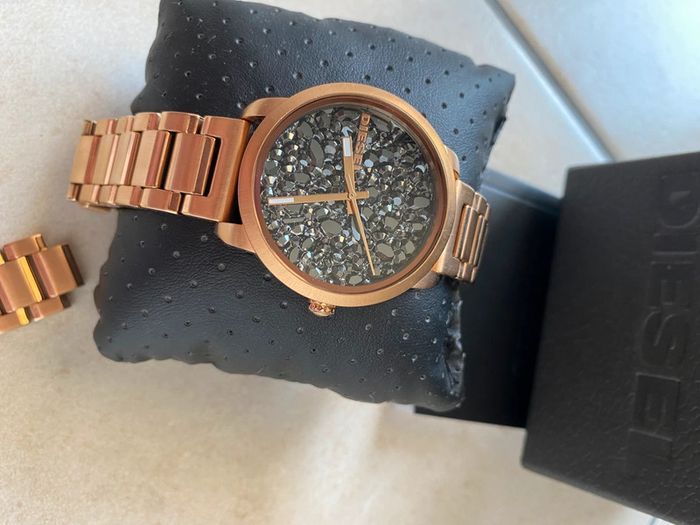 Montre femme cuivre Diesel - photo numéro 13