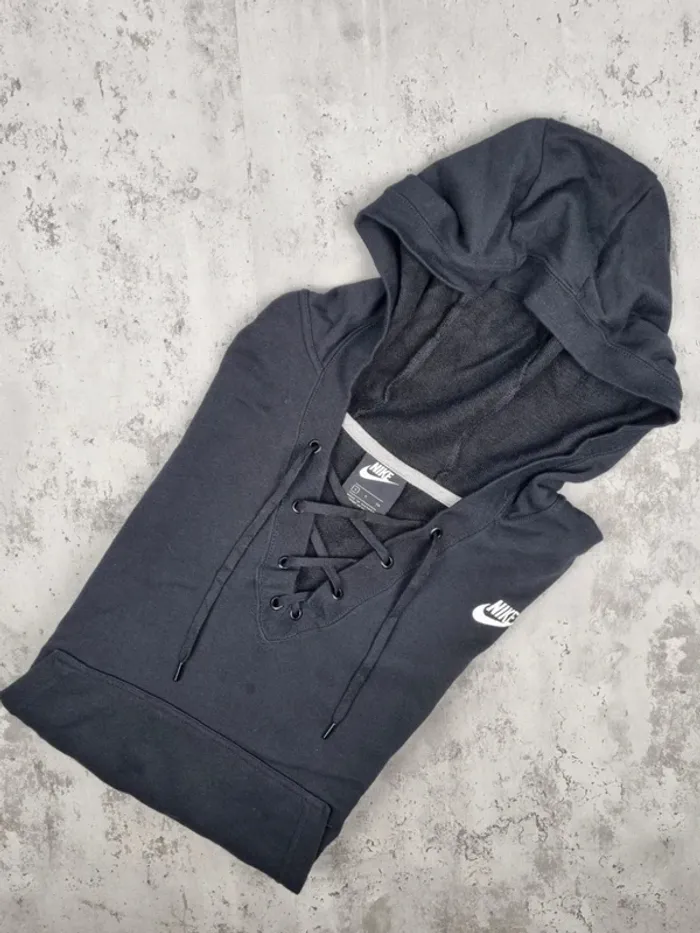 Sweat à capuche noir Nike – Taille S Femme (mesures en photos)