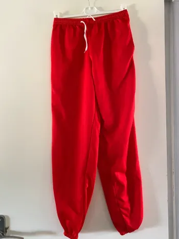 Pantalon de survêtement rouge Taille M