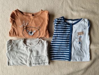 Lot 3 pijamas en 6m