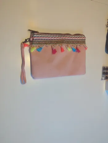 Pochette multicolore